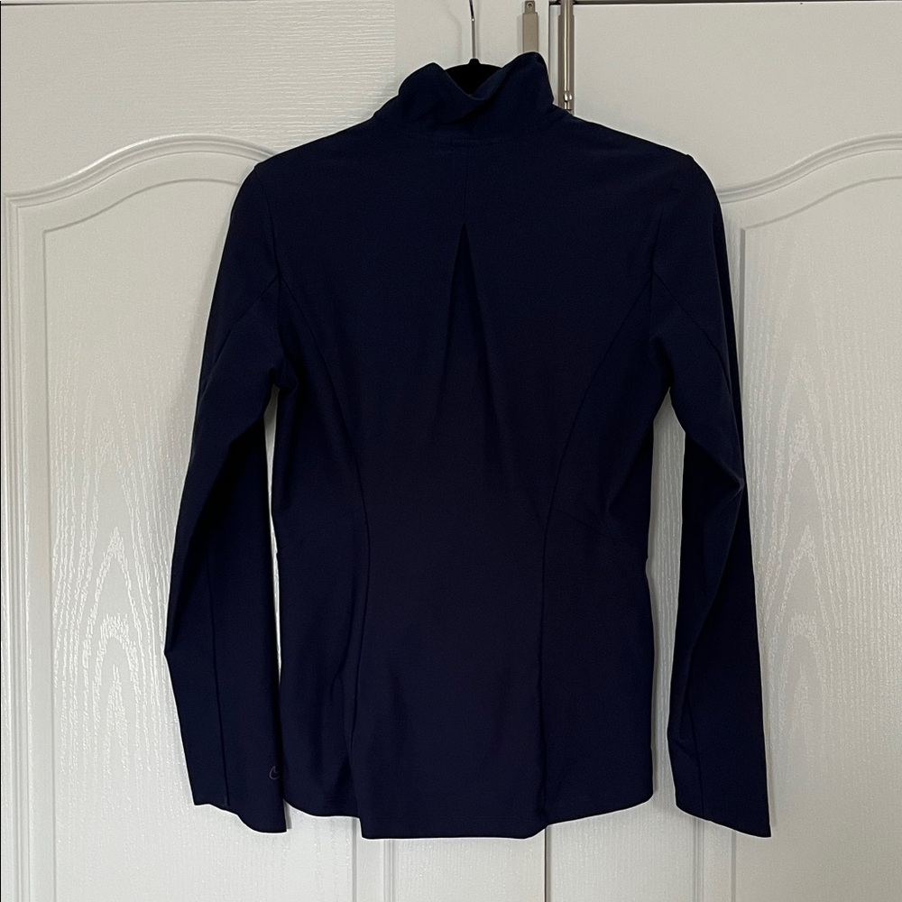 Nike Dri-Fit top - Picture 3 of 11